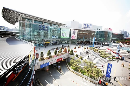 서울 내 주요 상권 중 매장용 빌딩 소득 수익률이 가장 높은 지역은 서울역 일대로 나타났다. (사진=연합뉴스)