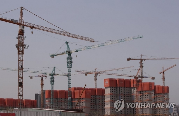 대형건설사들이 사업 포트폴리오를 재편하기 위해 계열사 합병을 추진한다. (사진=연합뉴스)